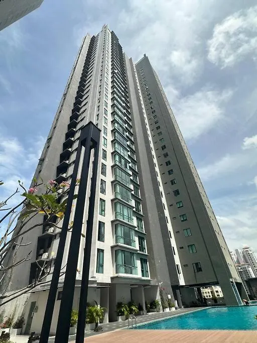 Jazz 2R3B Suite Wt Netflix Bathtub N Massage Chair Tanjung Tokong 0*,