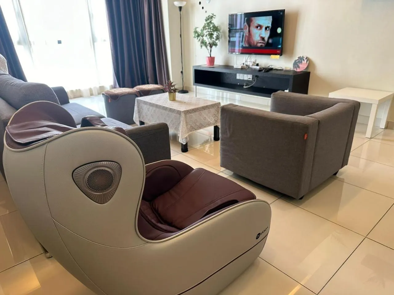 Lägenhet Jazz 2R3B Suite Wt Netflix Bathtub N Massage Chair Tanjung Tokong Malaysia