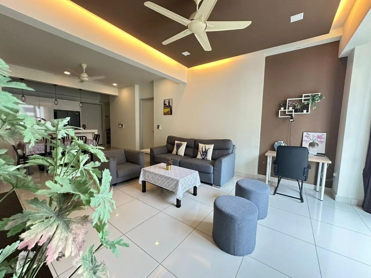 Jazz 2R3B Suite Wt Netflix Bathtub N Massage Chair Tanjung Tokong
